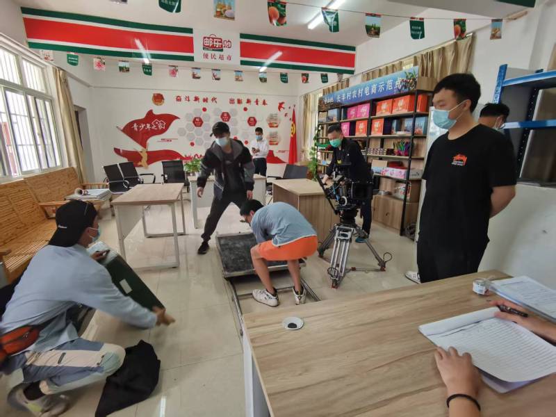 崇州市广告片拍摄公司：极简主义践行者，少即是多的视觉哲学
